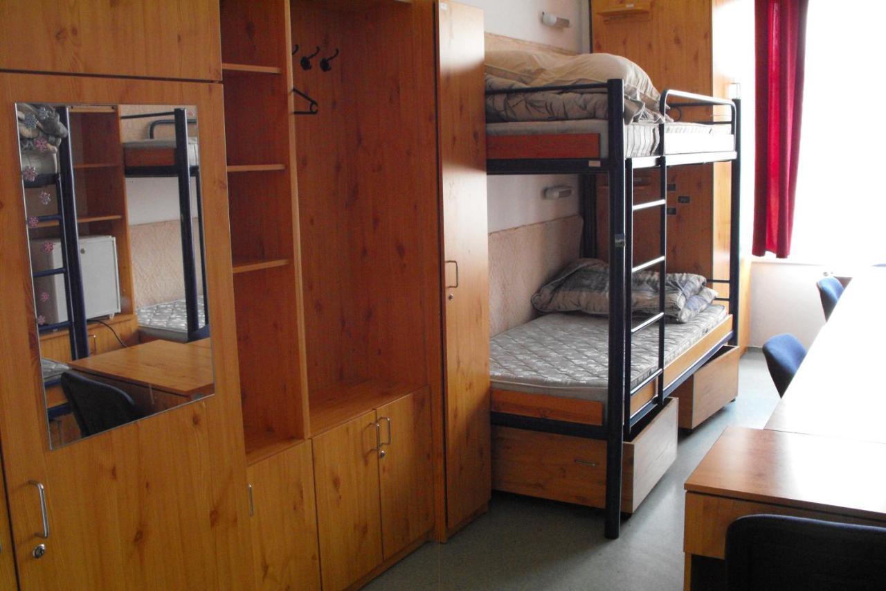 Pannonia Hostel Boedapest Kamer foto