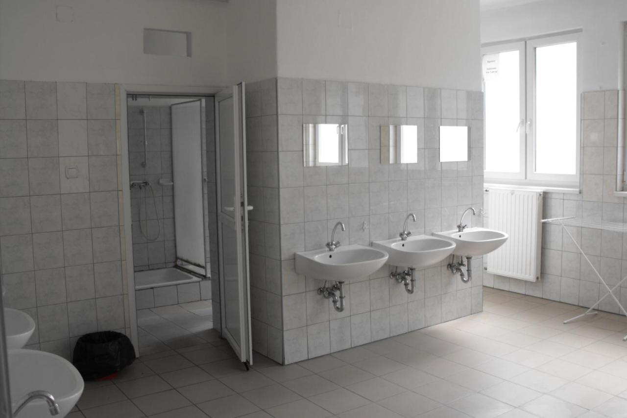 Pannonia Hostel Boedapest Kamer foto